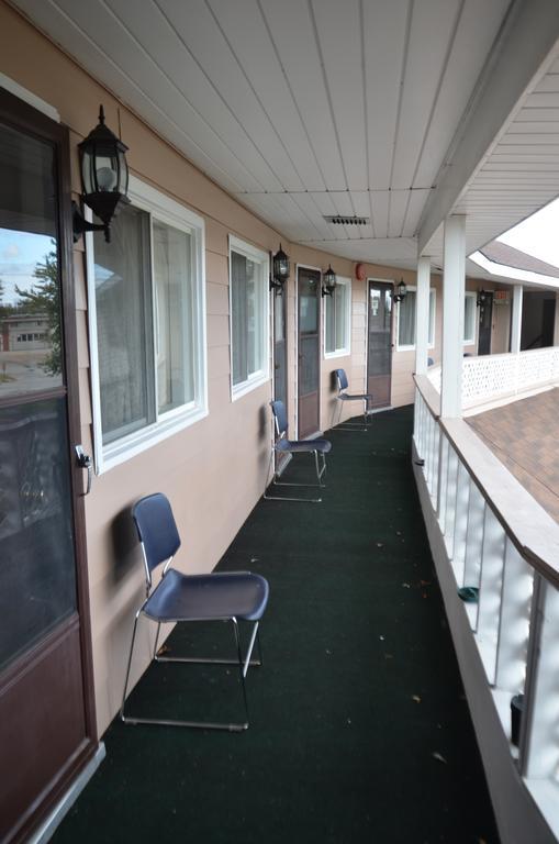 Aquarius Motel Perth Bagian luar foto