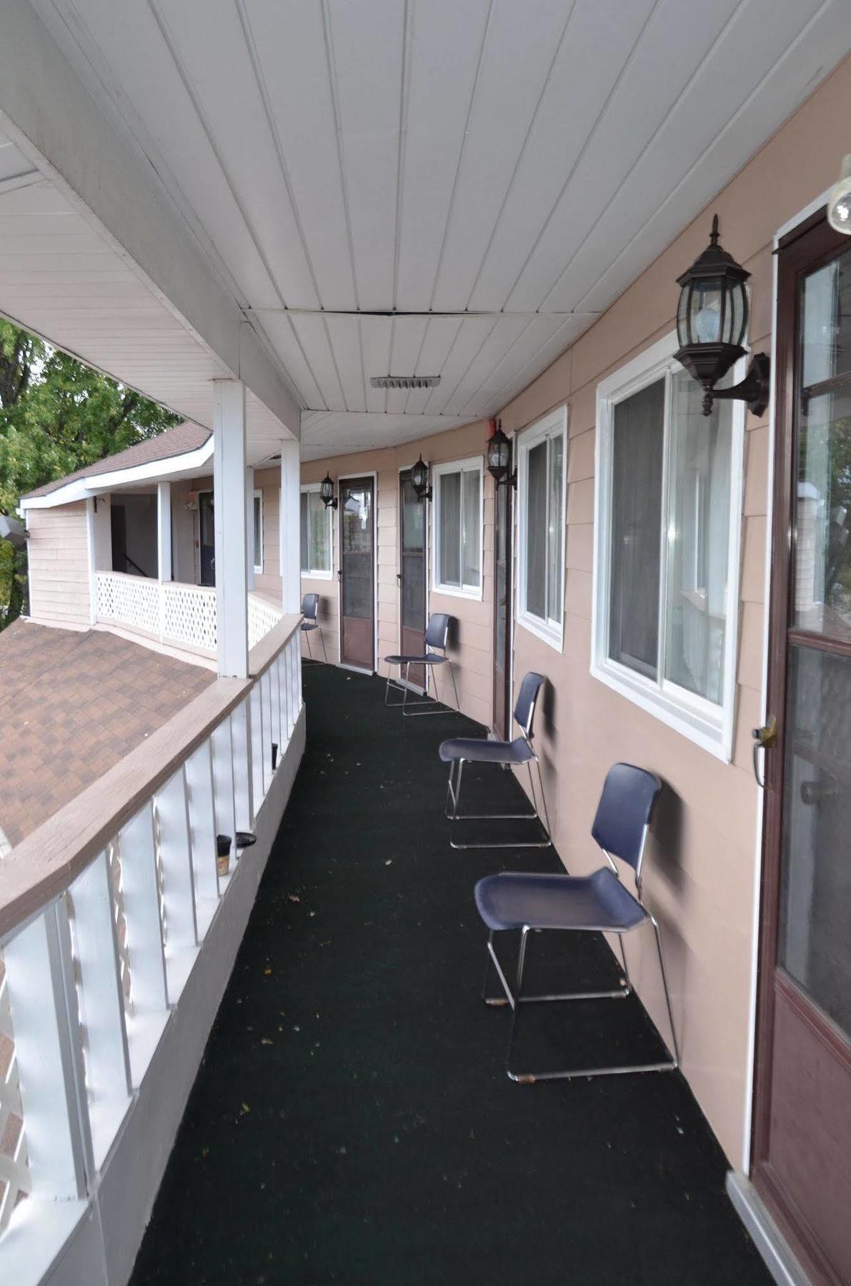 Aquarius Motel Perth Bagian luar foto